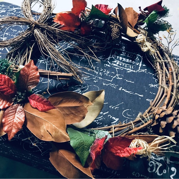 Set of 3 Grapevine Fall Thanksgiving Winter Wreaths - Picture 1 of 2